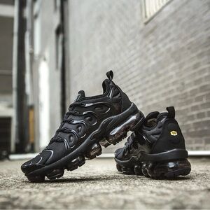 Nike VaporMax plus for men’s comfortable sneaker athletic 👟